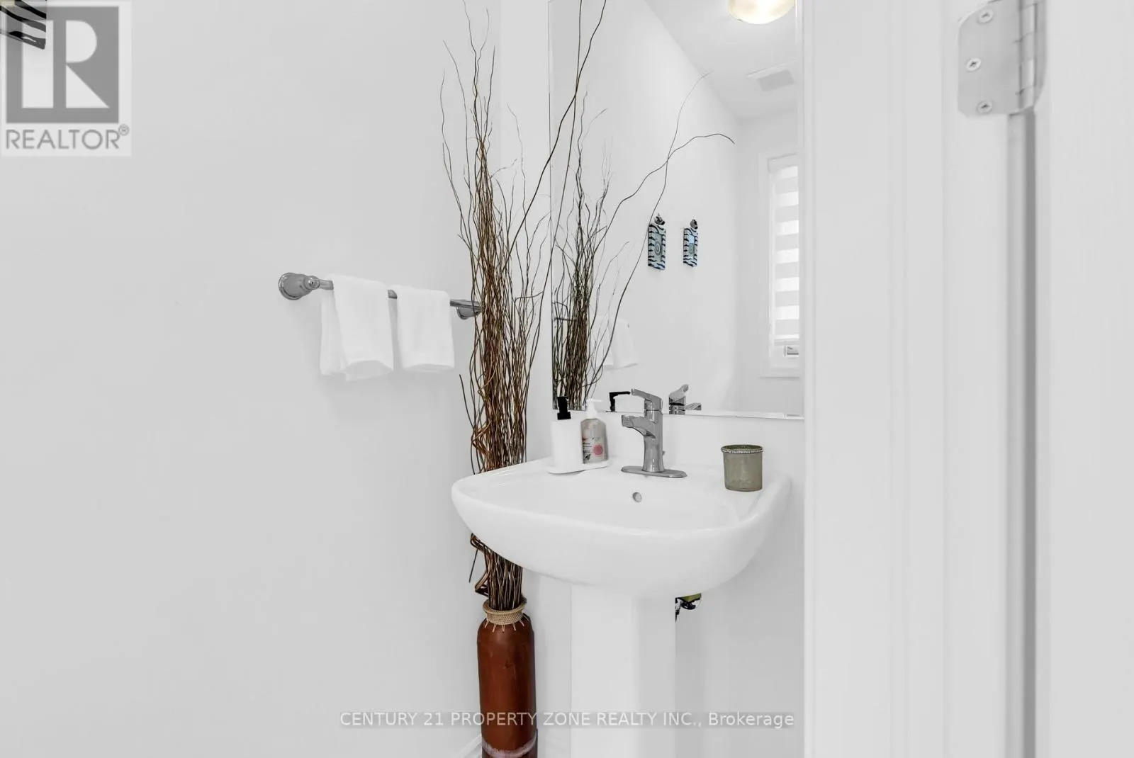 1558 SCARLETT TRAIL