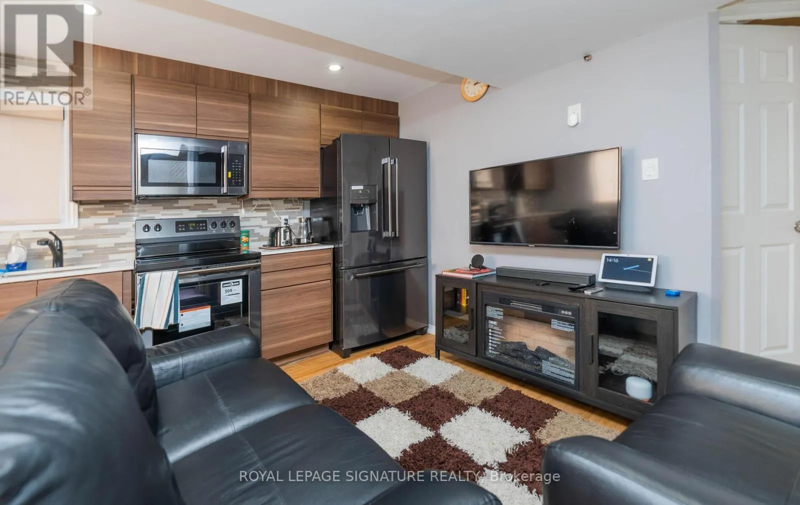 BSMT - 92 BECKETT CRESCENT E