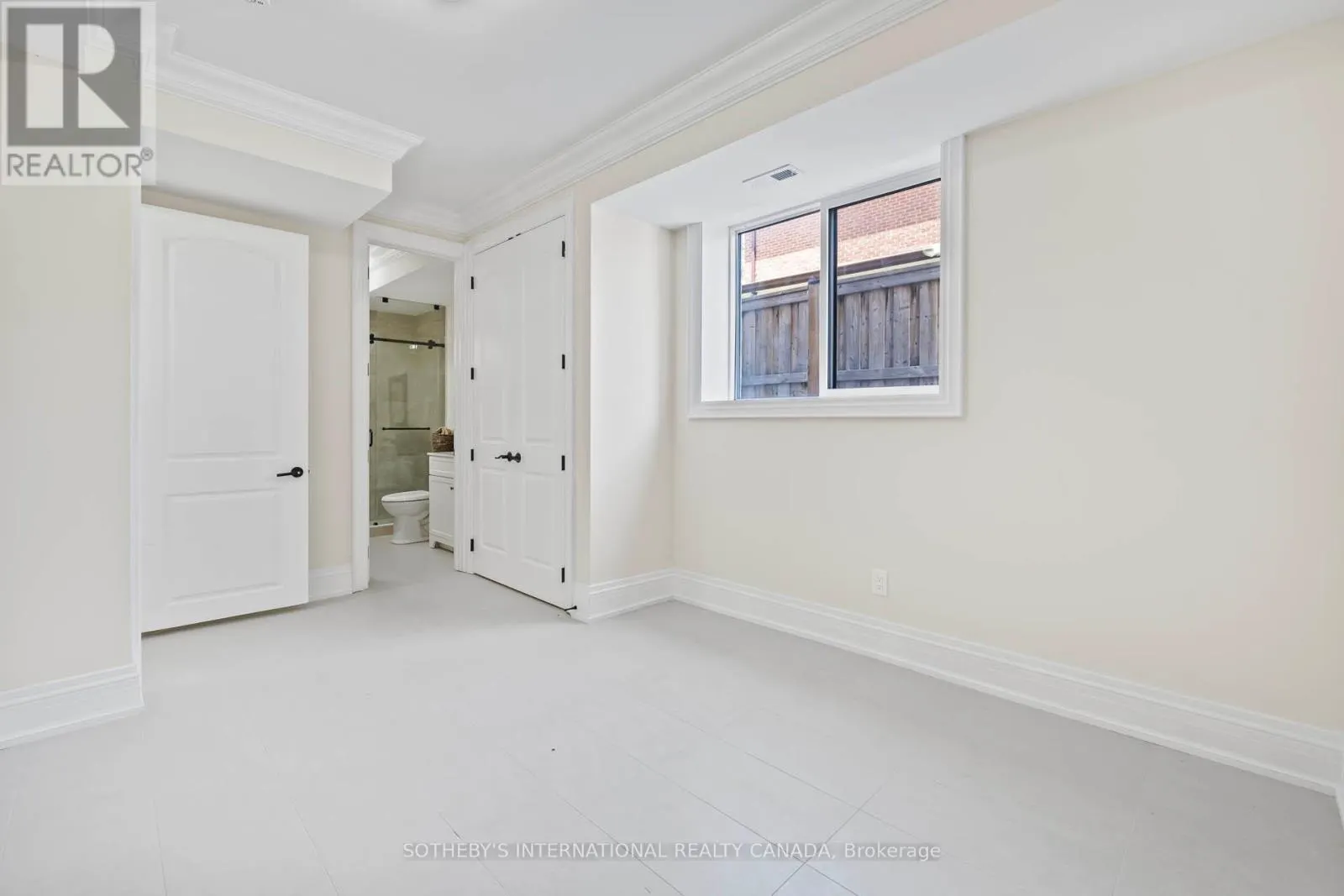 1309 COMMERCE STREET