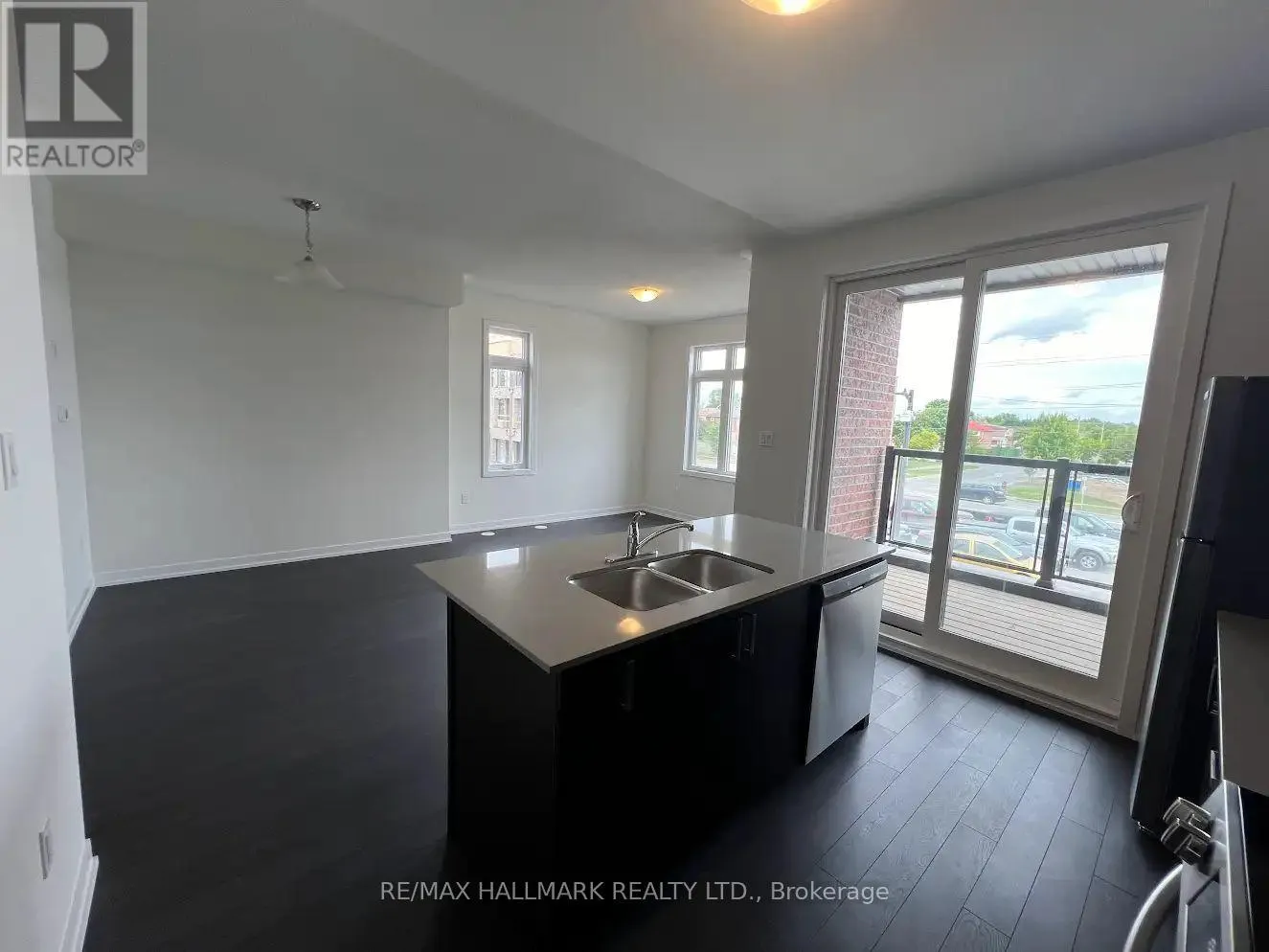 101 - 1865 PICKERING PARKWAY S