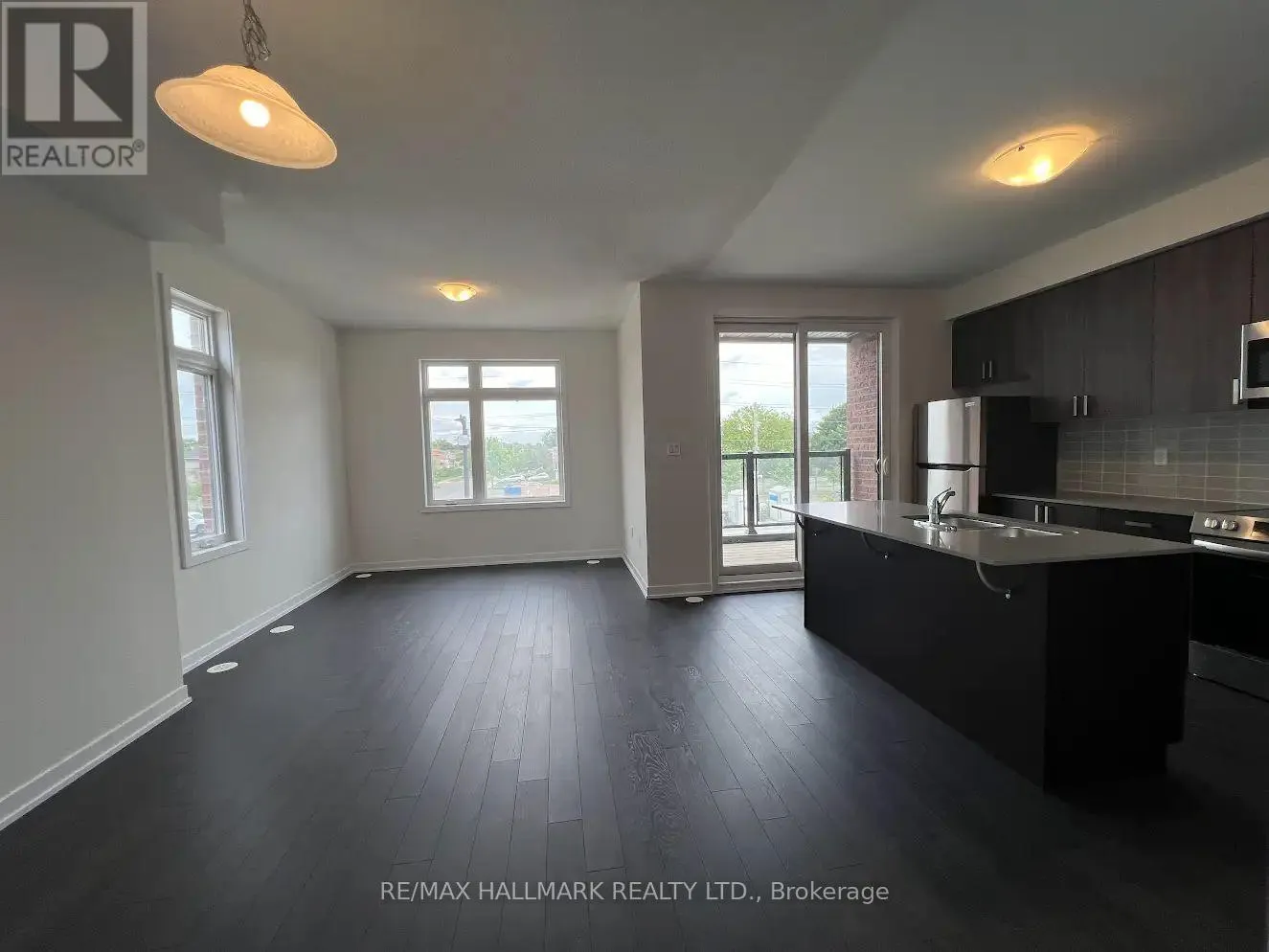 101 - 1865 PICKERING PARKWAY S