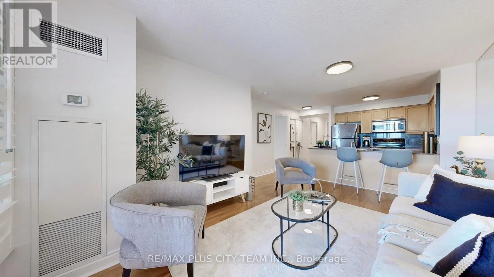 310 - 50 BRIAN HARRISON WAY
