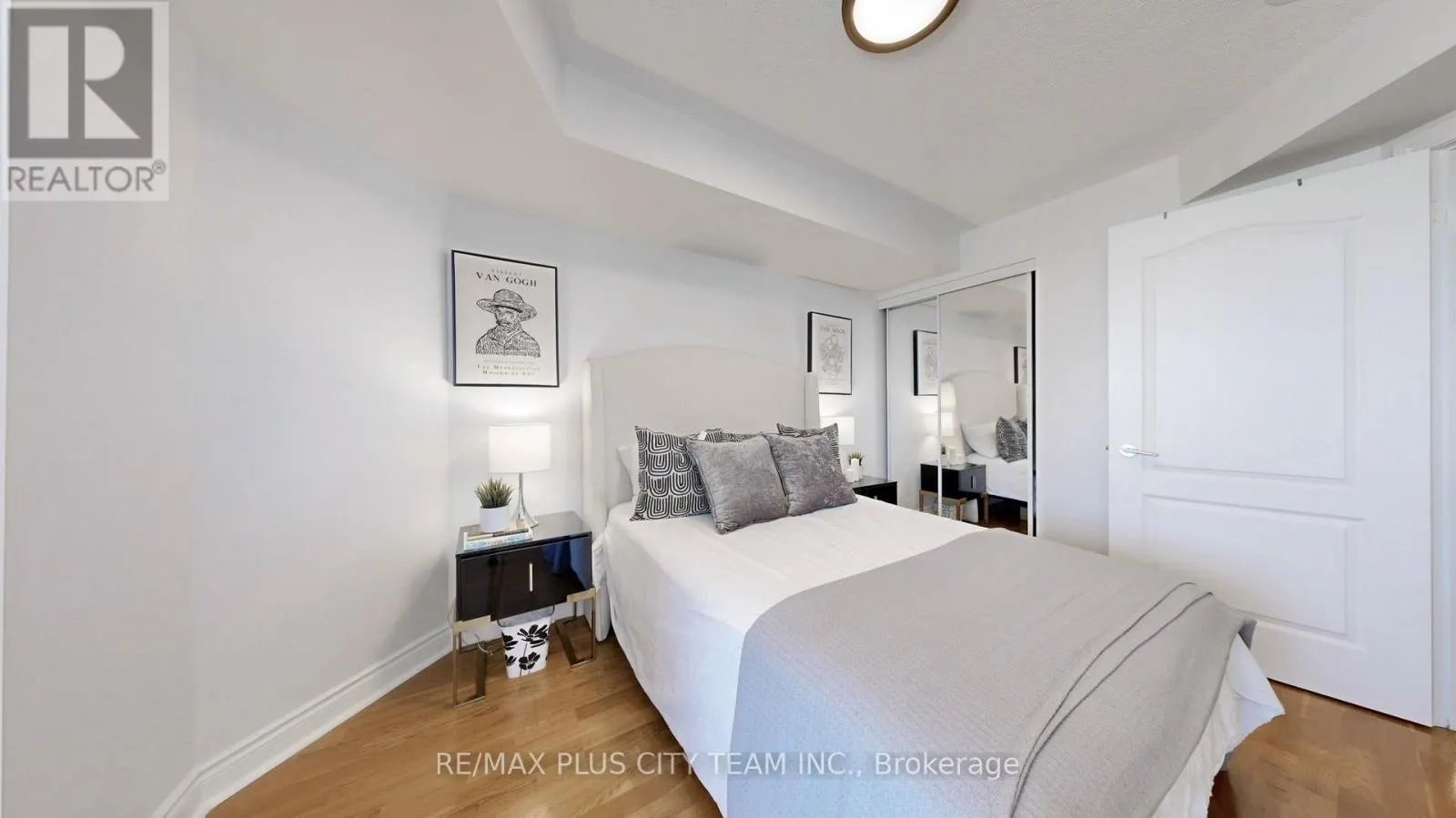 310 - 50 BRIAN HARRISON WAY