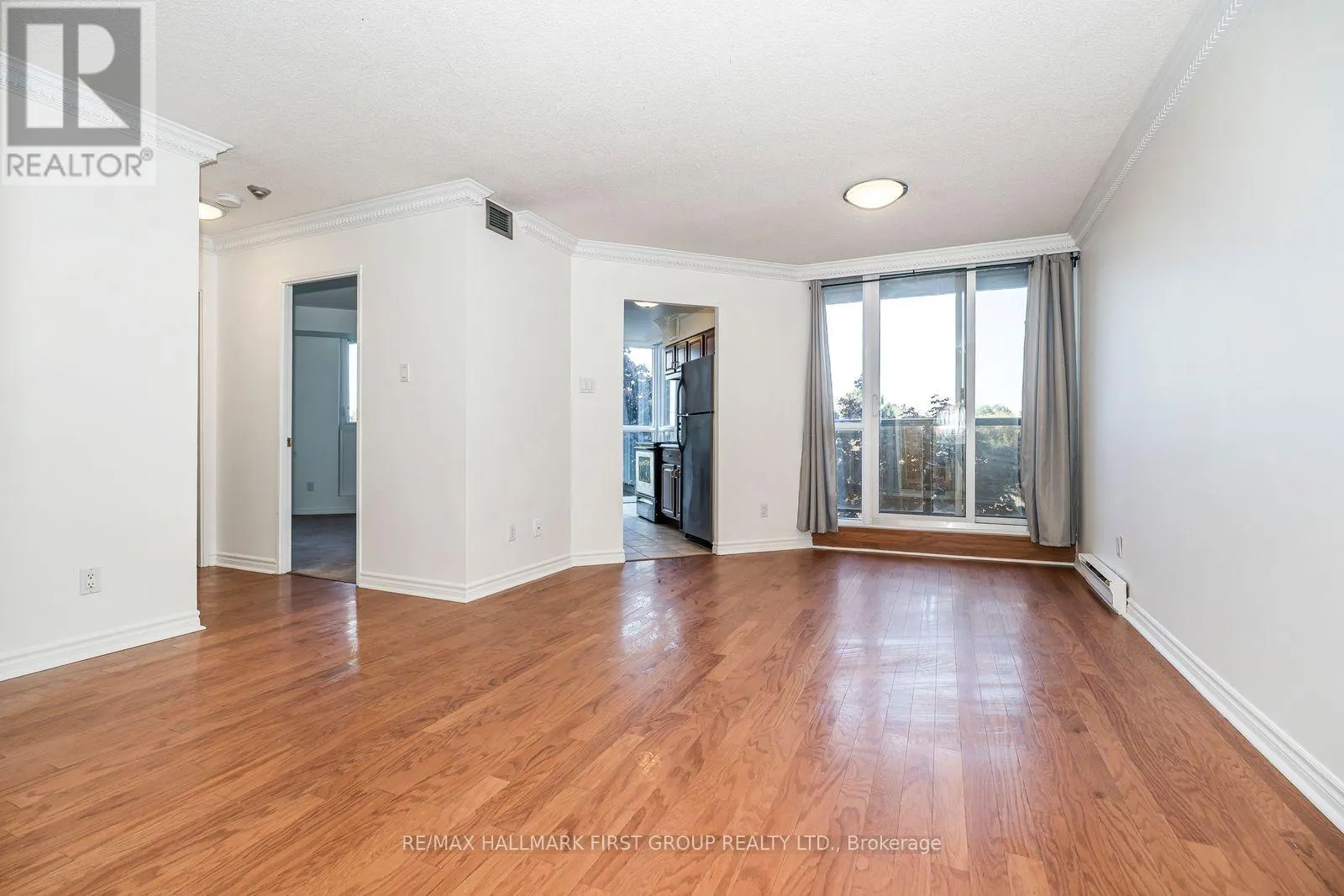 305 - 2 WESTNEY ROAD N ROAD