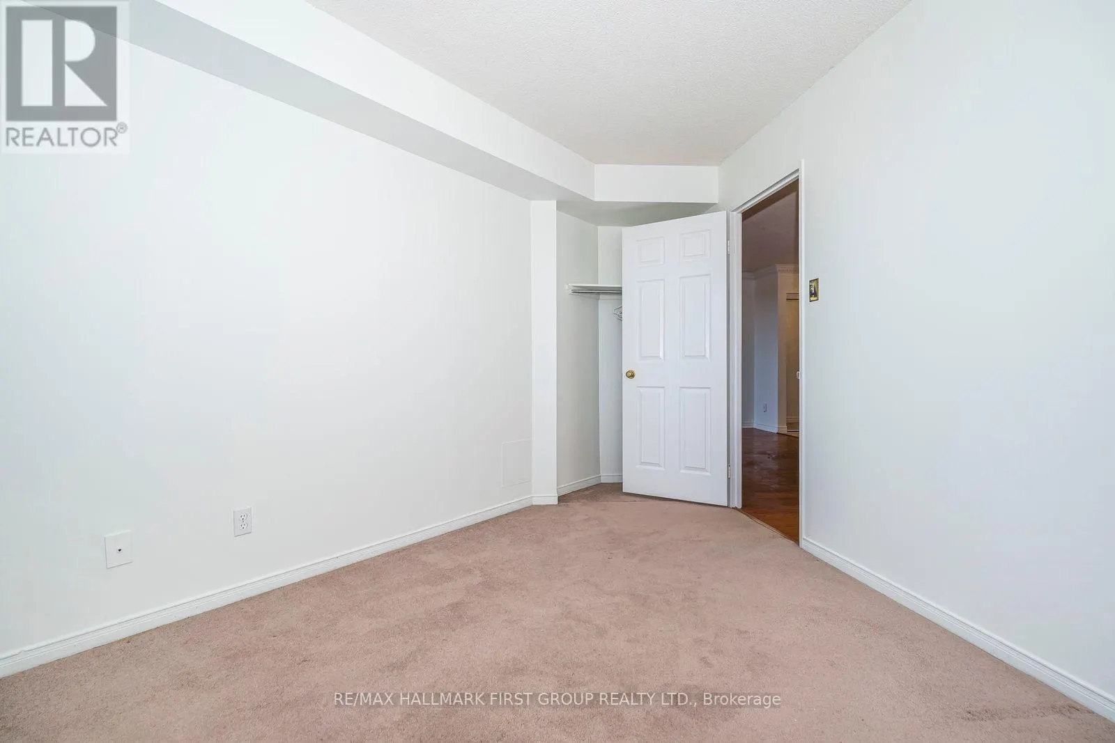 305 - 2 WESTNEY ROAD N ROAD