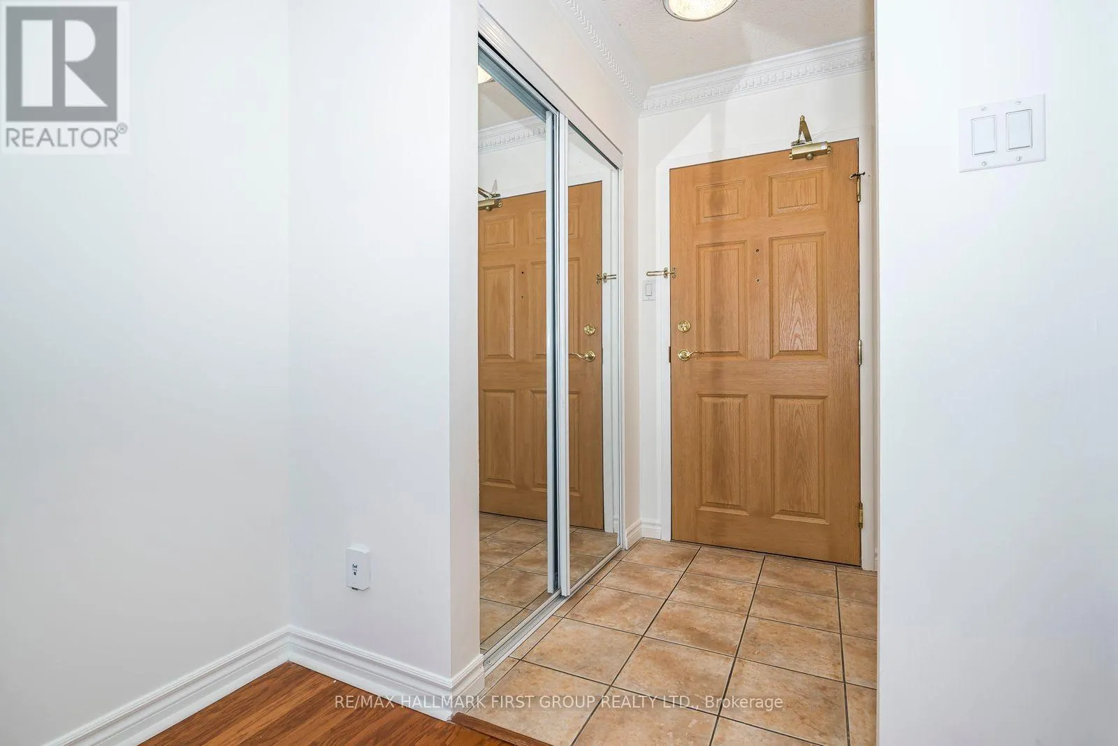 305 - 2 WESTNEY ROAD N ROAD