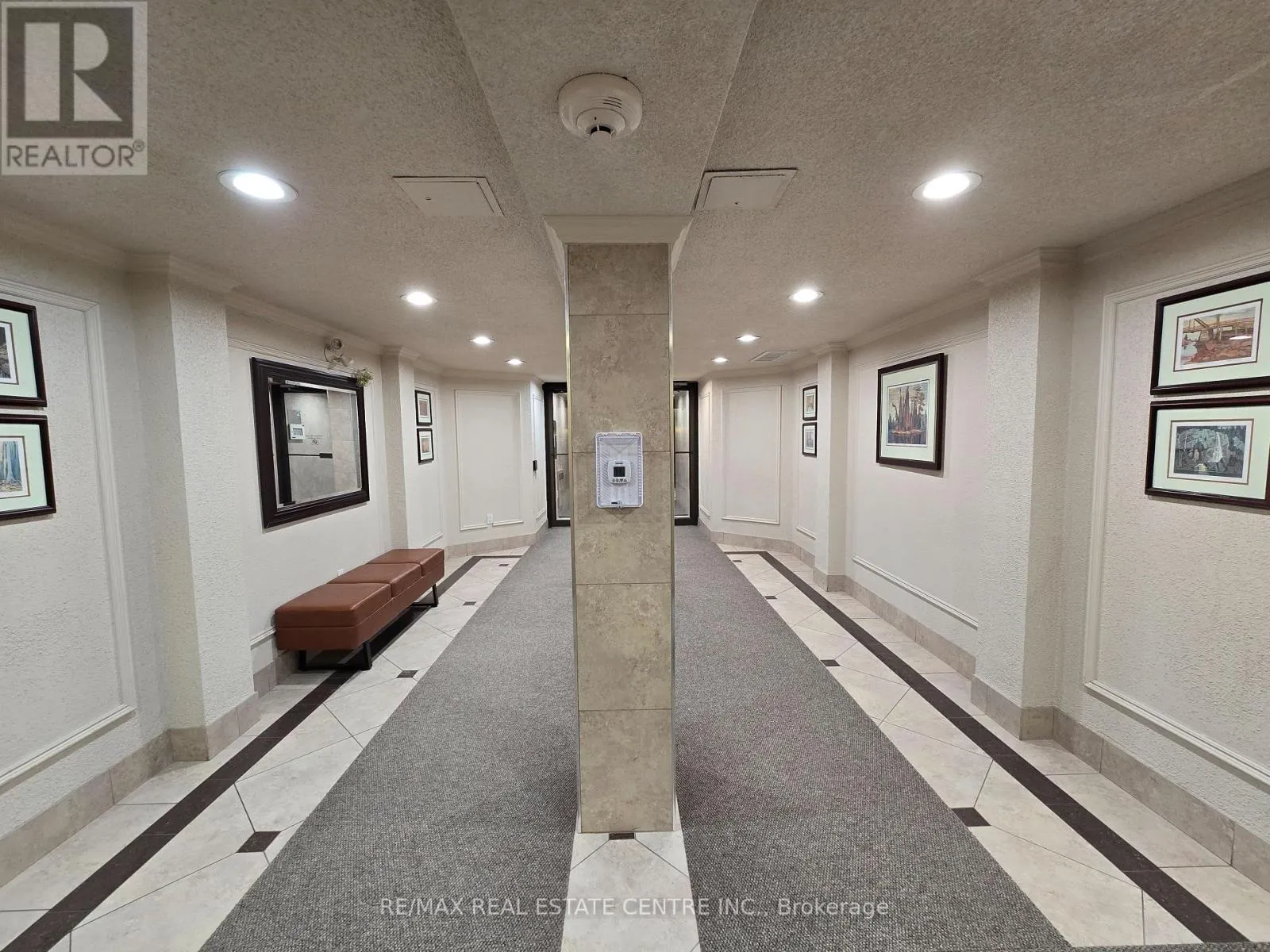 609 - 1540 PICKERING PARKWAY