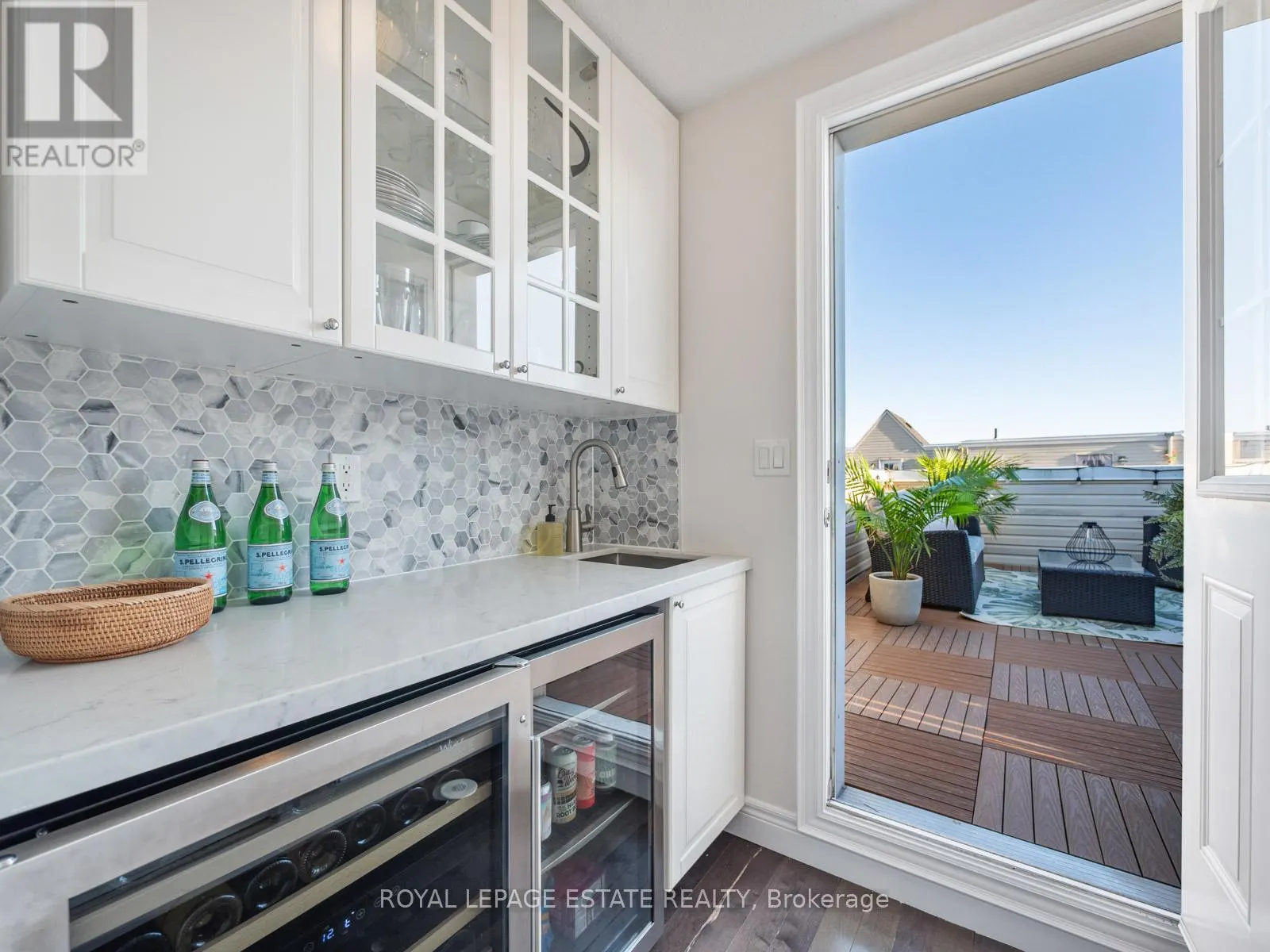 20 FAIRHEAD MEWS ROAD