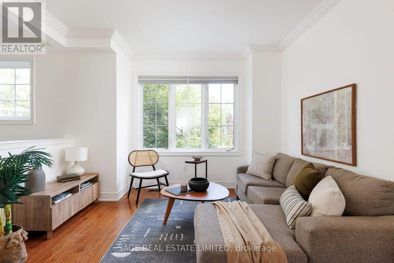 53E DENTONIA PARK AVENUE