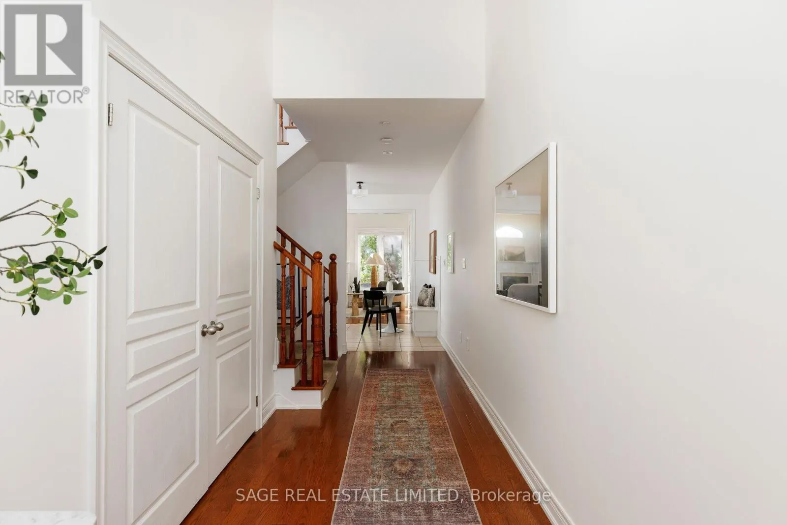 53E DENTONIA PARK AVENUE