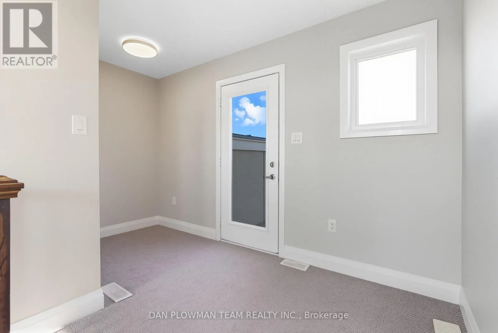 215 PORT DARLINGTON ROAD