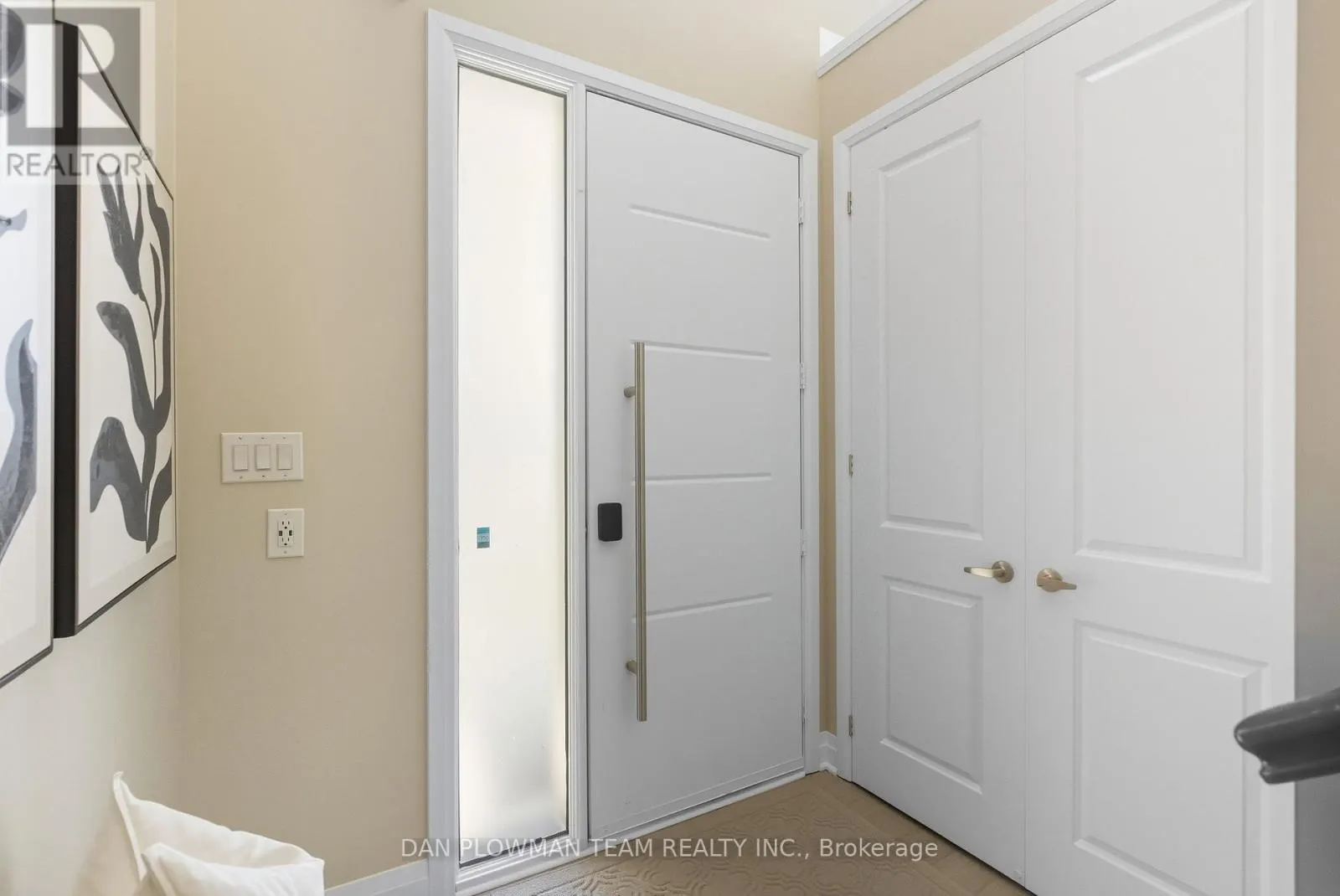 215 PORT DARLINGTON ROAD
