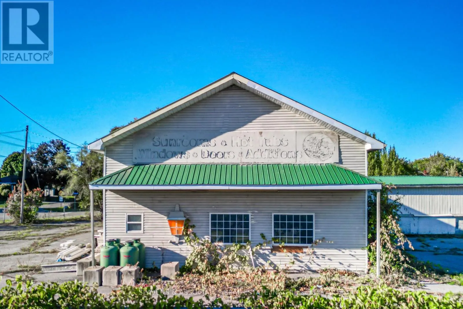 1 FERGUSON AVENUE
