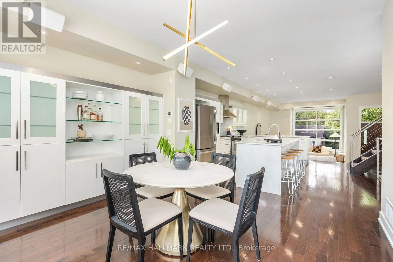 29B BEECHWOOD DRIVE