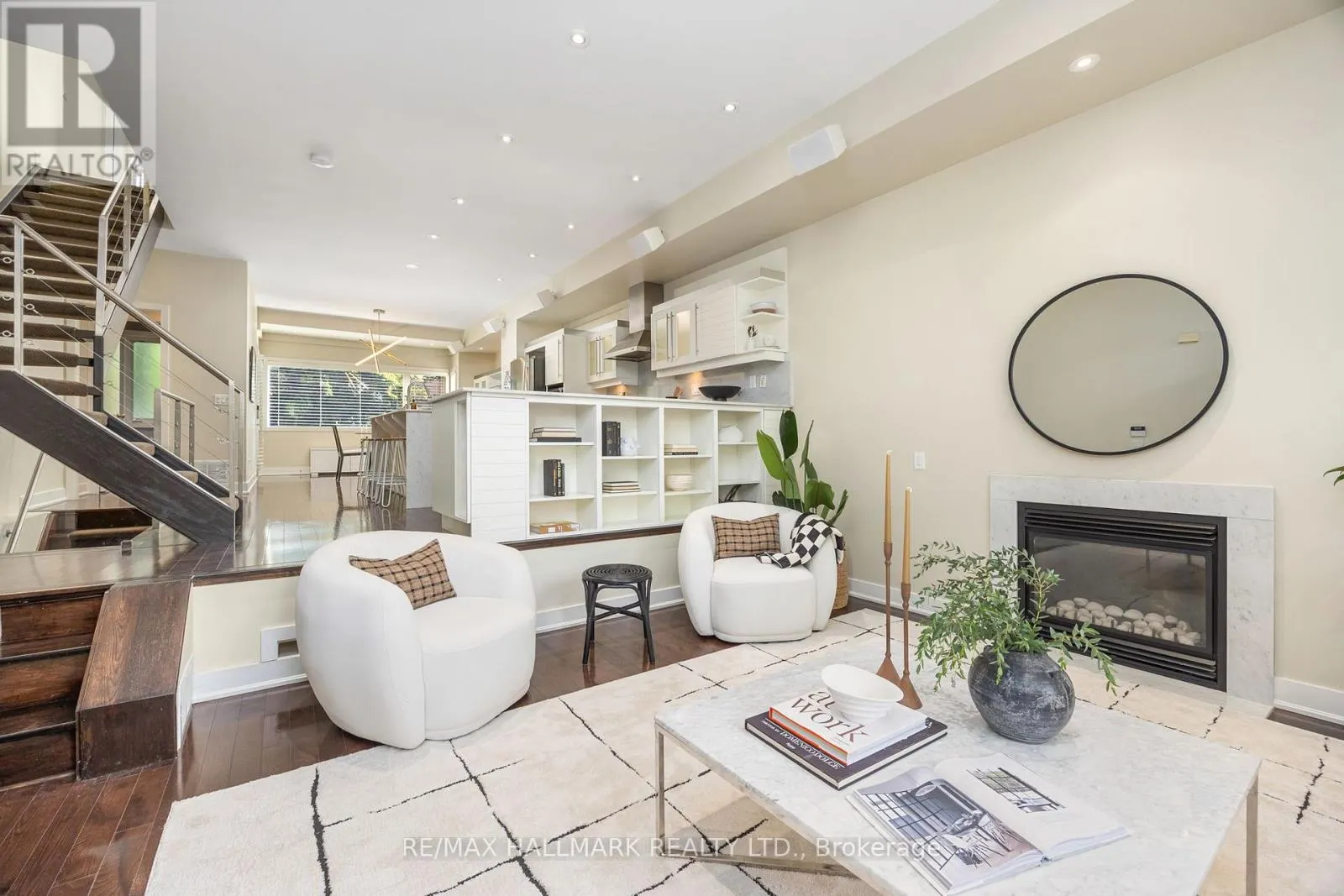 29B BEECHWOOD DRIVE