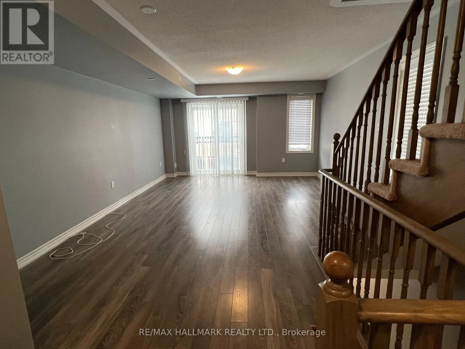2486 ROSEDROP PATH