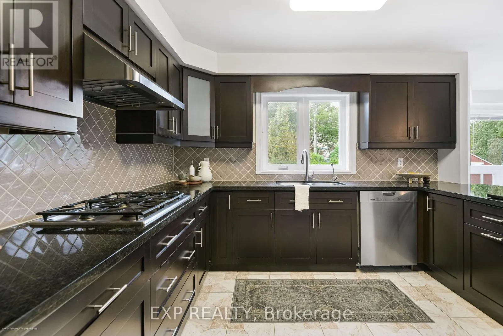 505 ROSEBANK ROAD