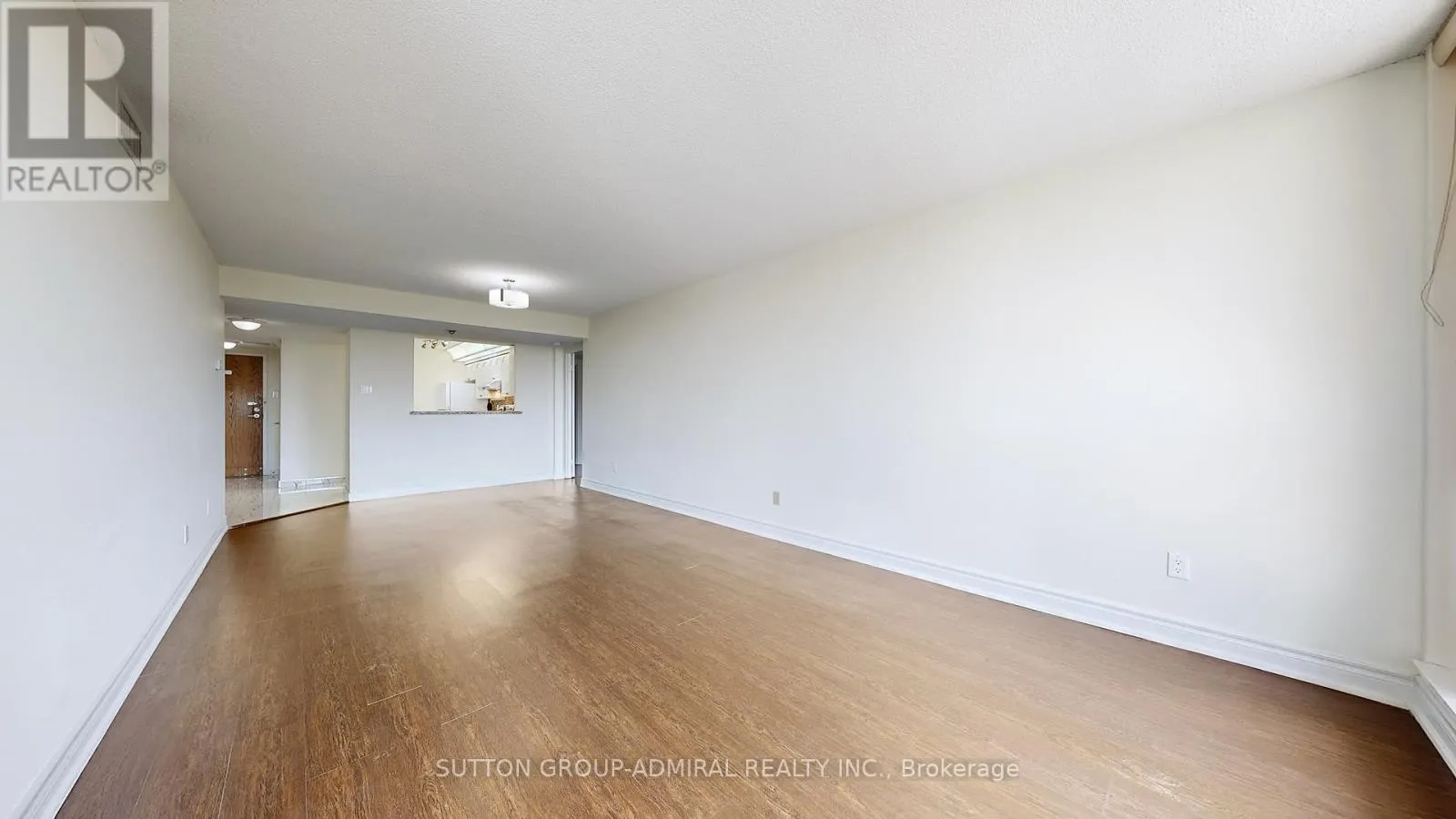 611 - 4727 SHEPPARD AVENUE E