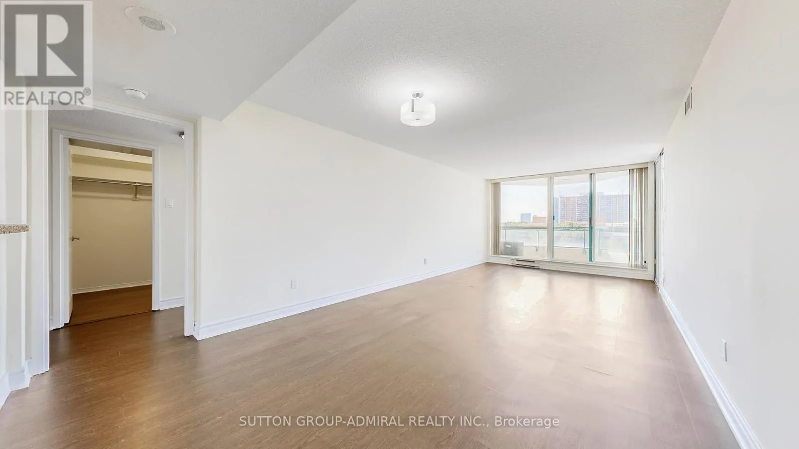 611 - 4727 SHEPPARD AVENUE E