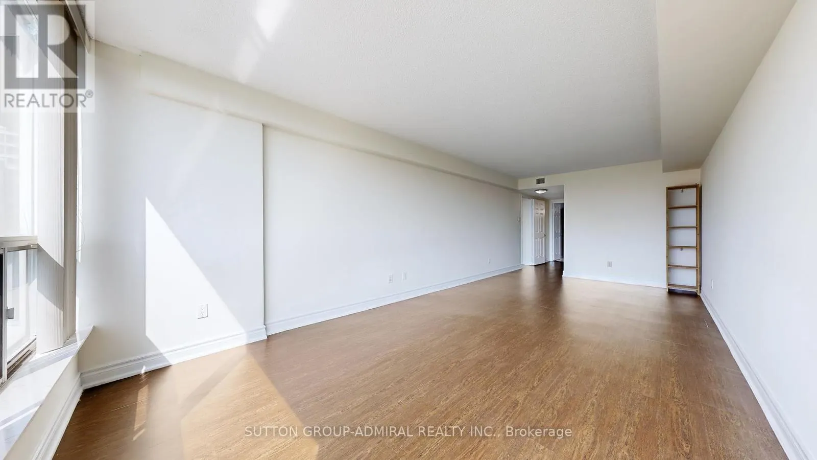 611 - 4727 SHEPPARD AVENUE E
