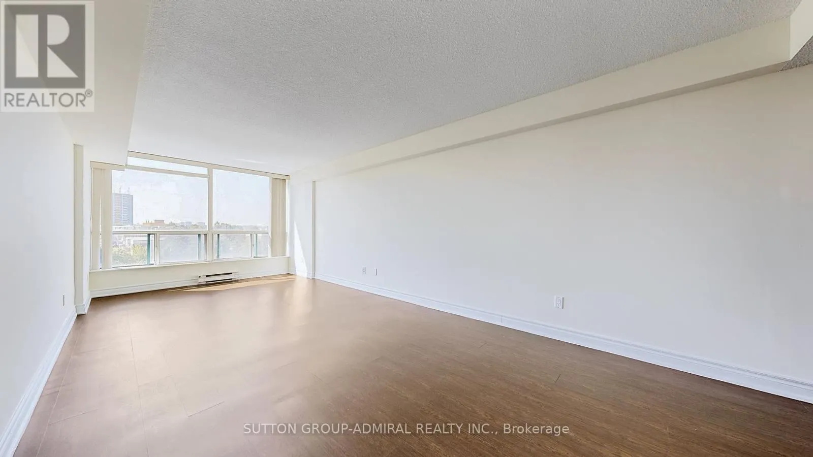 611 - 4727 SHEPPARD AVENUE E