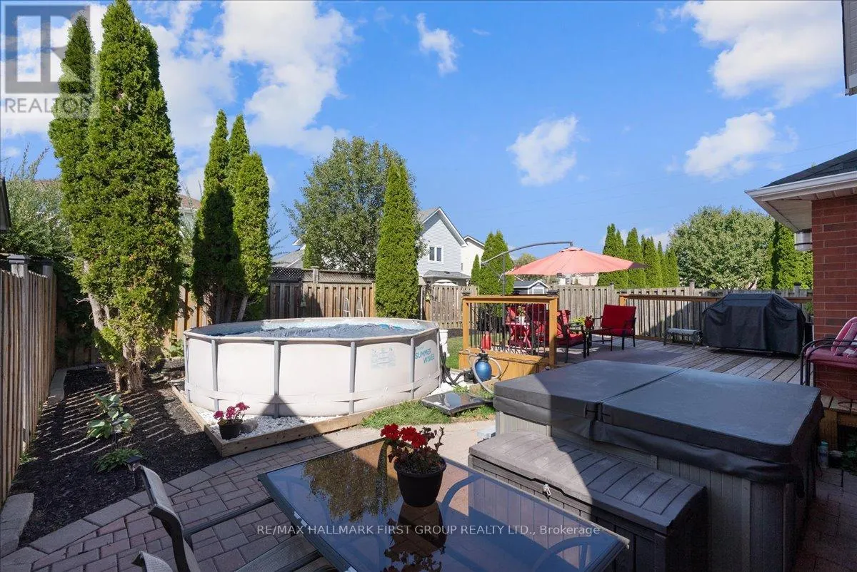536 WOODMOUNT CRESCENT