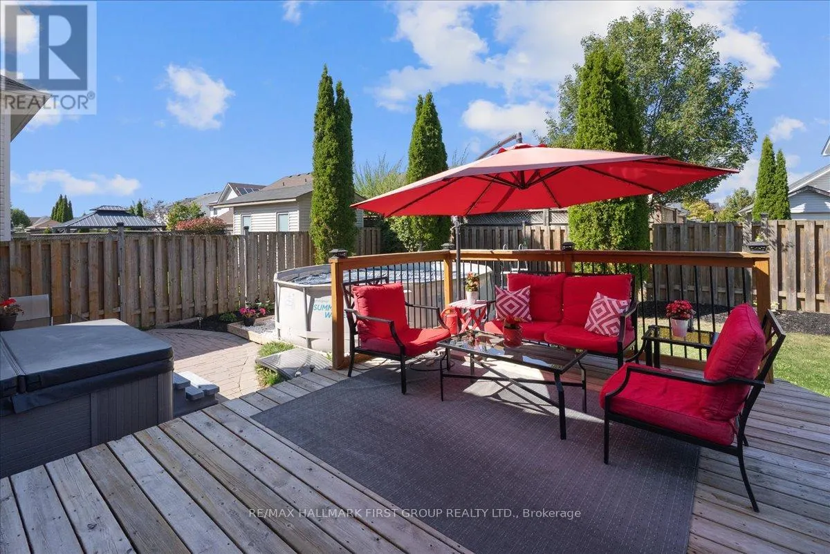 536 WOODMOUNT CRESCENT