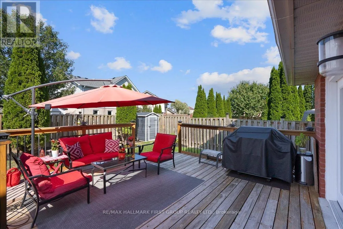 536 WOODMOUNT CRESCENT