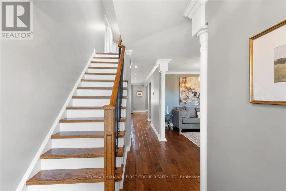 536 WOODMOUNT CRESCENT