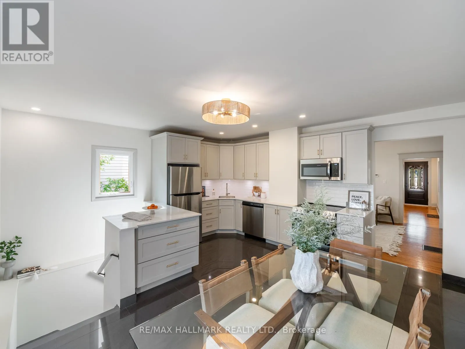 101 CHISHOLM AVENUE