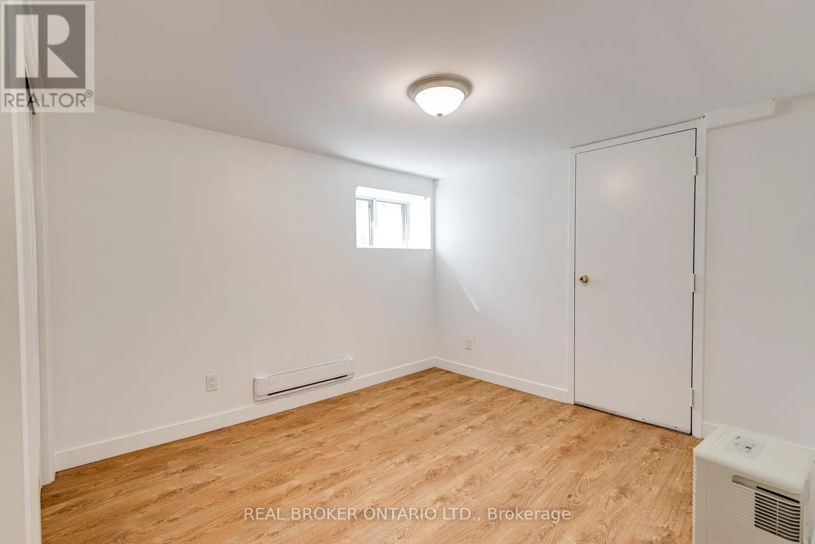 LOWER - 371 JONES AVENUE
