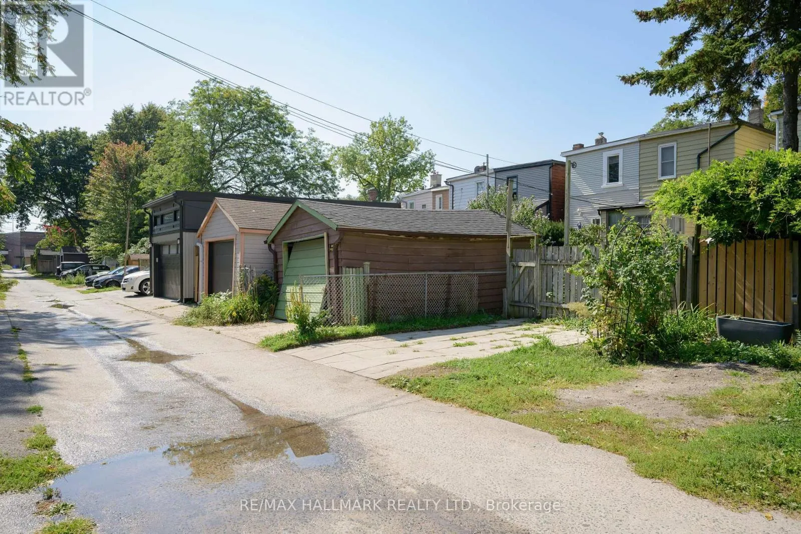 639 RHODES AVENUE