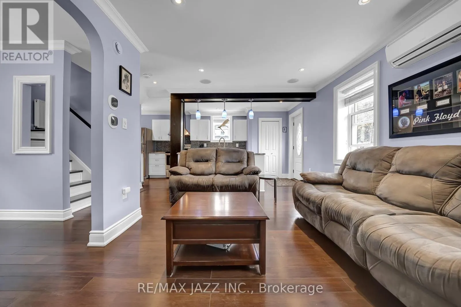 303 GLIDDON AVENUE