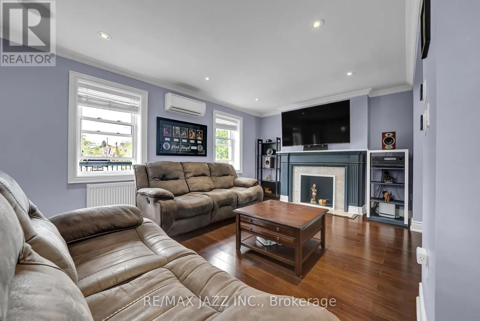 303 GLIDDON AVENUE