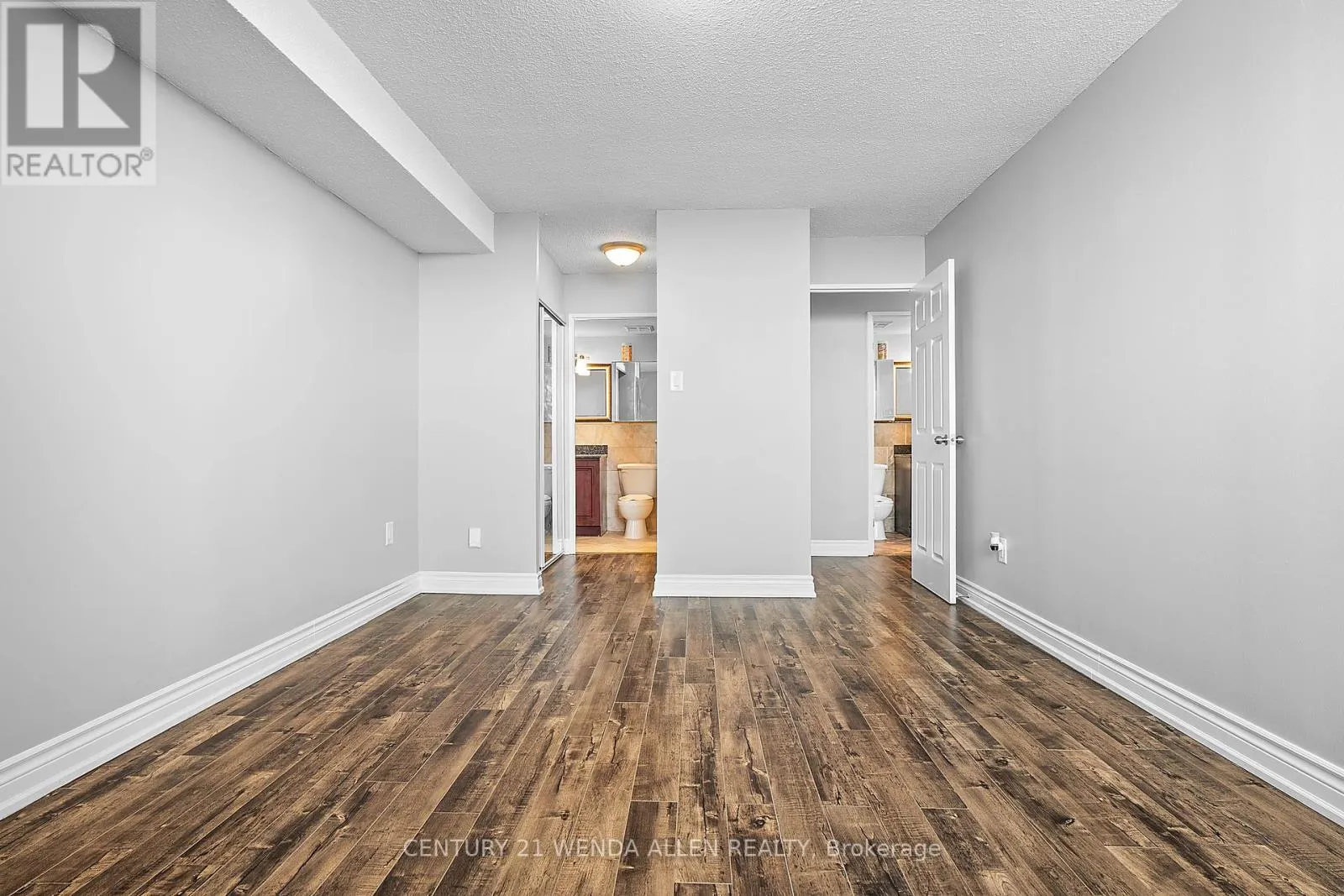 1507 - 100 WINGARDEN COURT