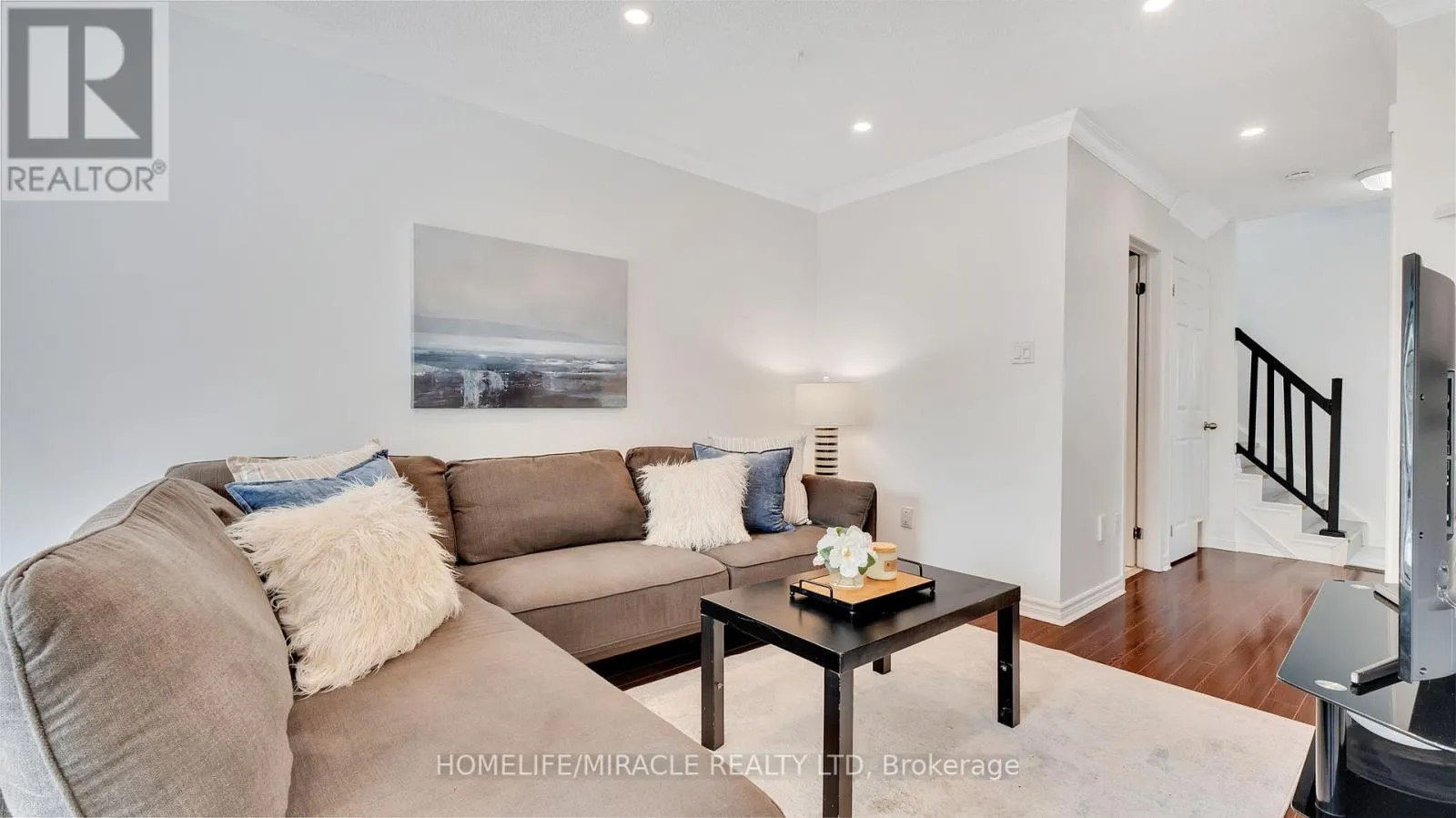 40 LANDERVILLE LANE