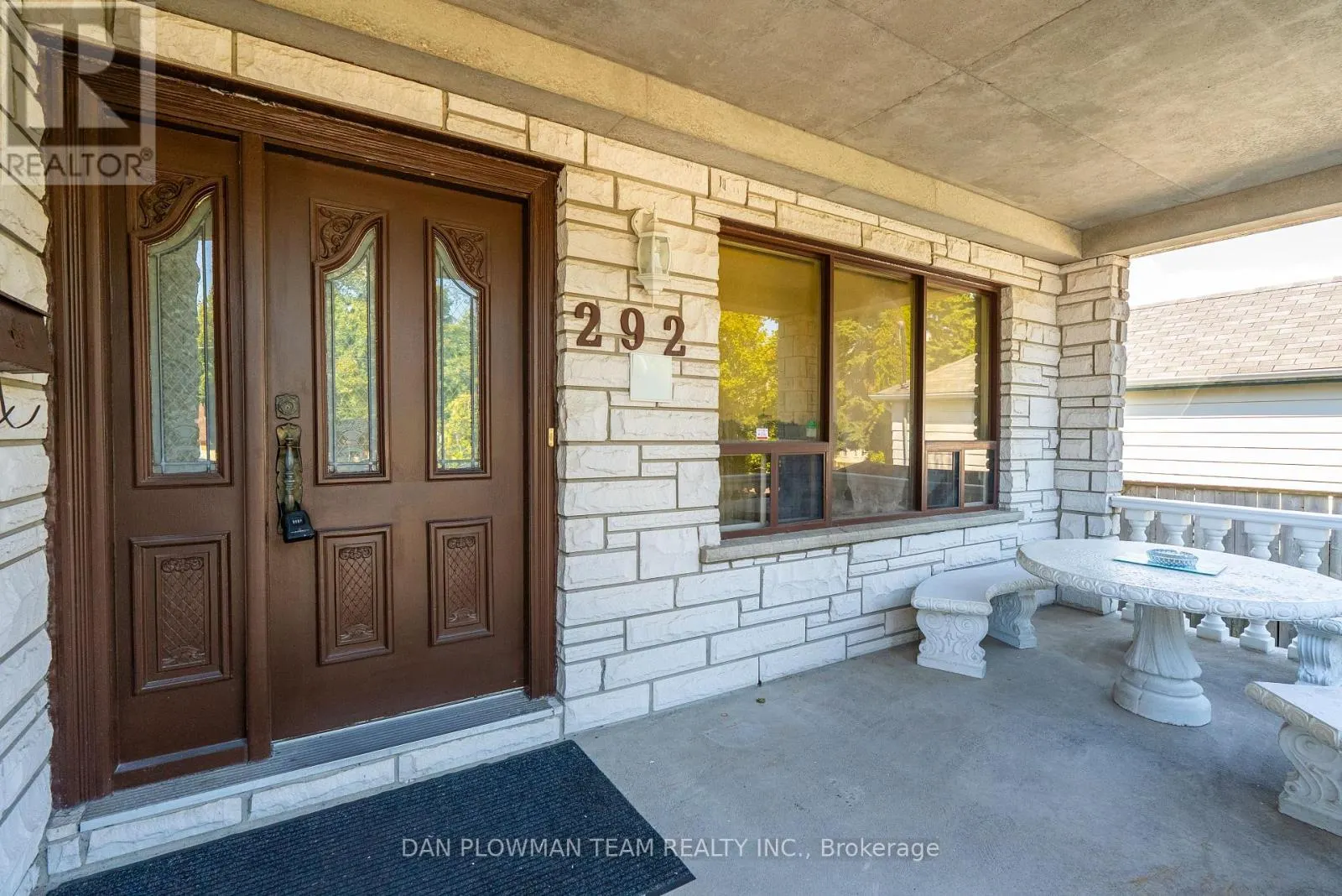 292 GIBBONS STREET