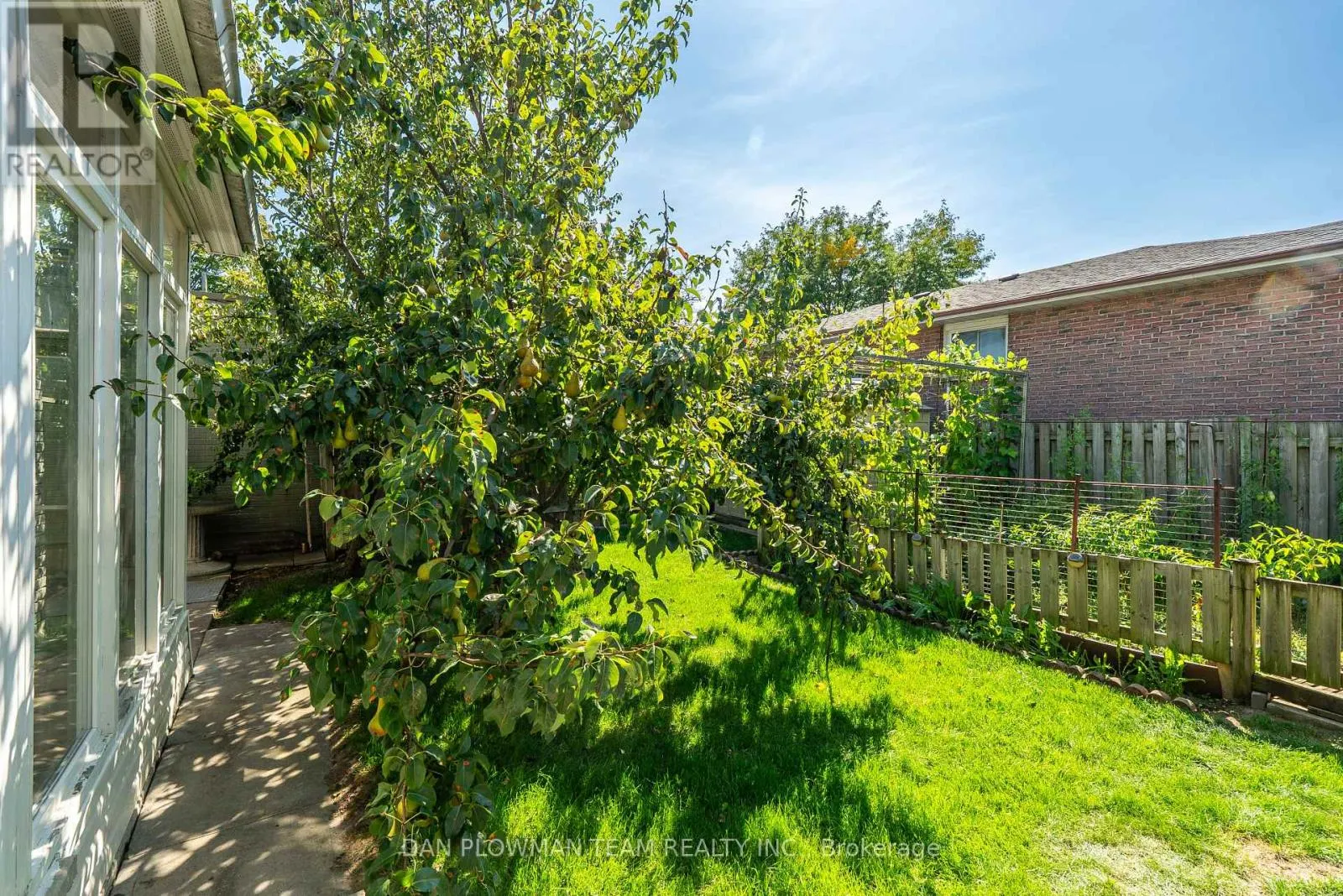 292 GIBBONS STREET