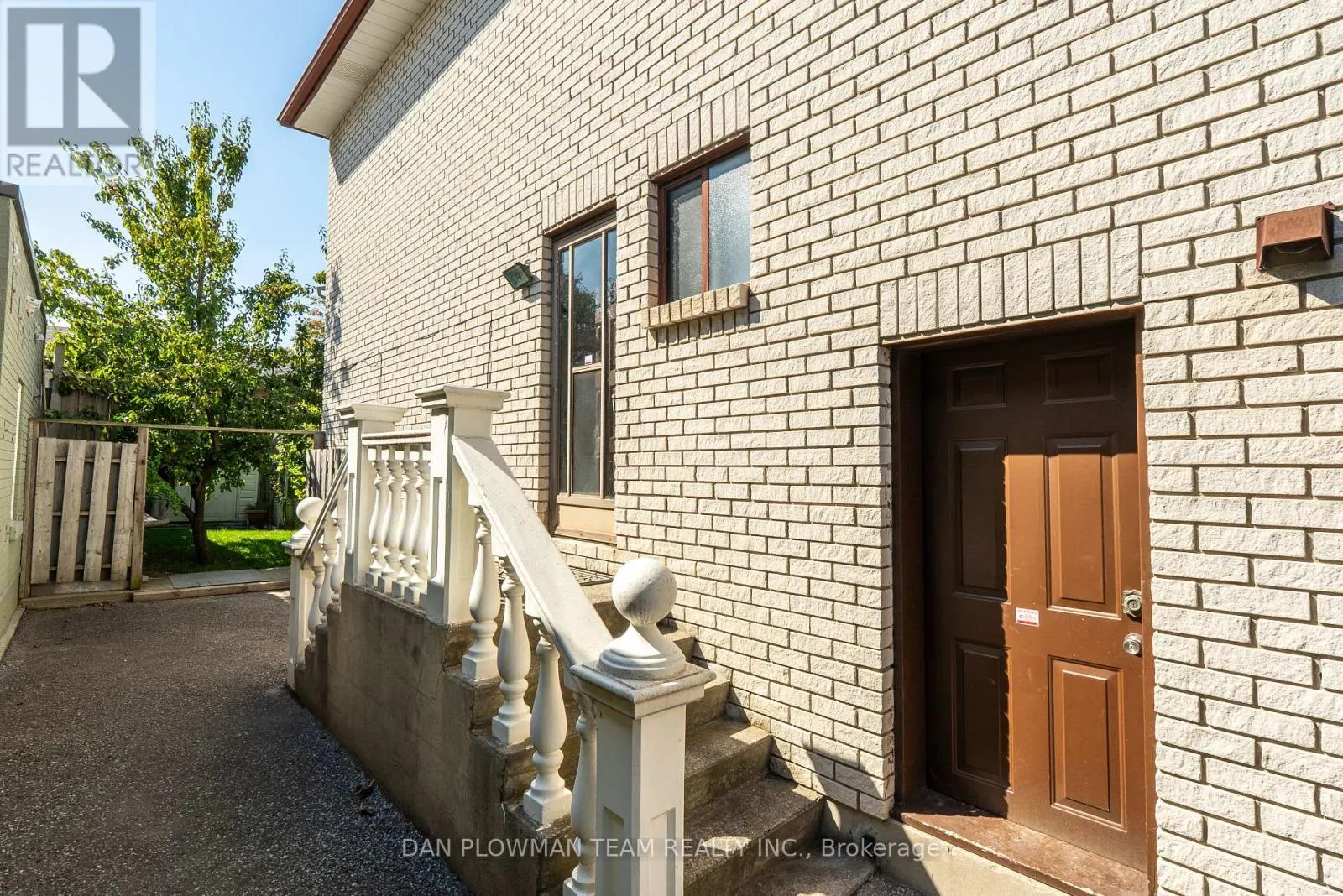 292 GIBBONS STREET