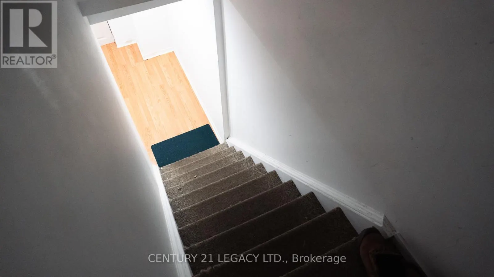 1544 CONNERY CRESCENT