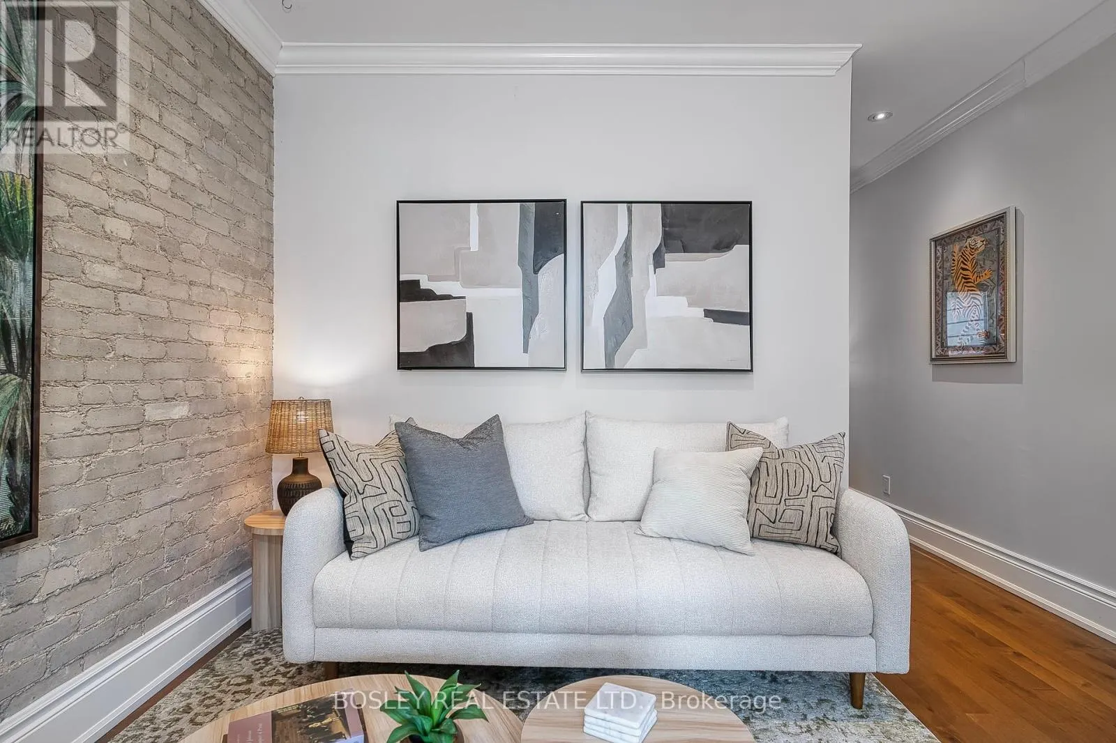 38 BALFOUR AVENUE