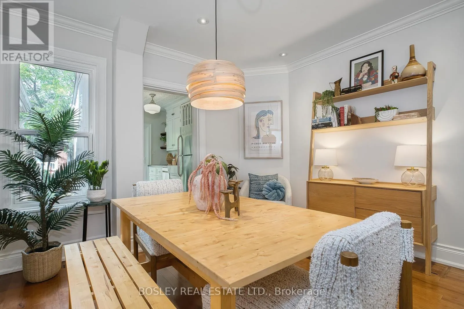 38 BALFOUR AVENUE