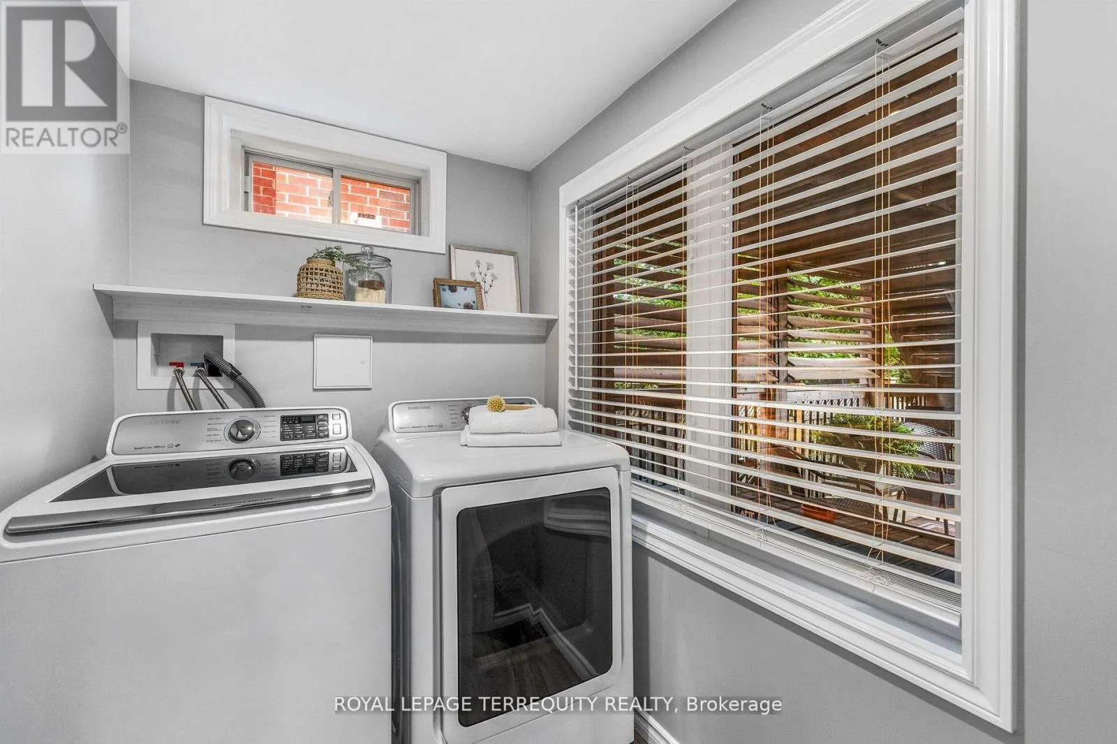 55 SPLENDOR DRIVE