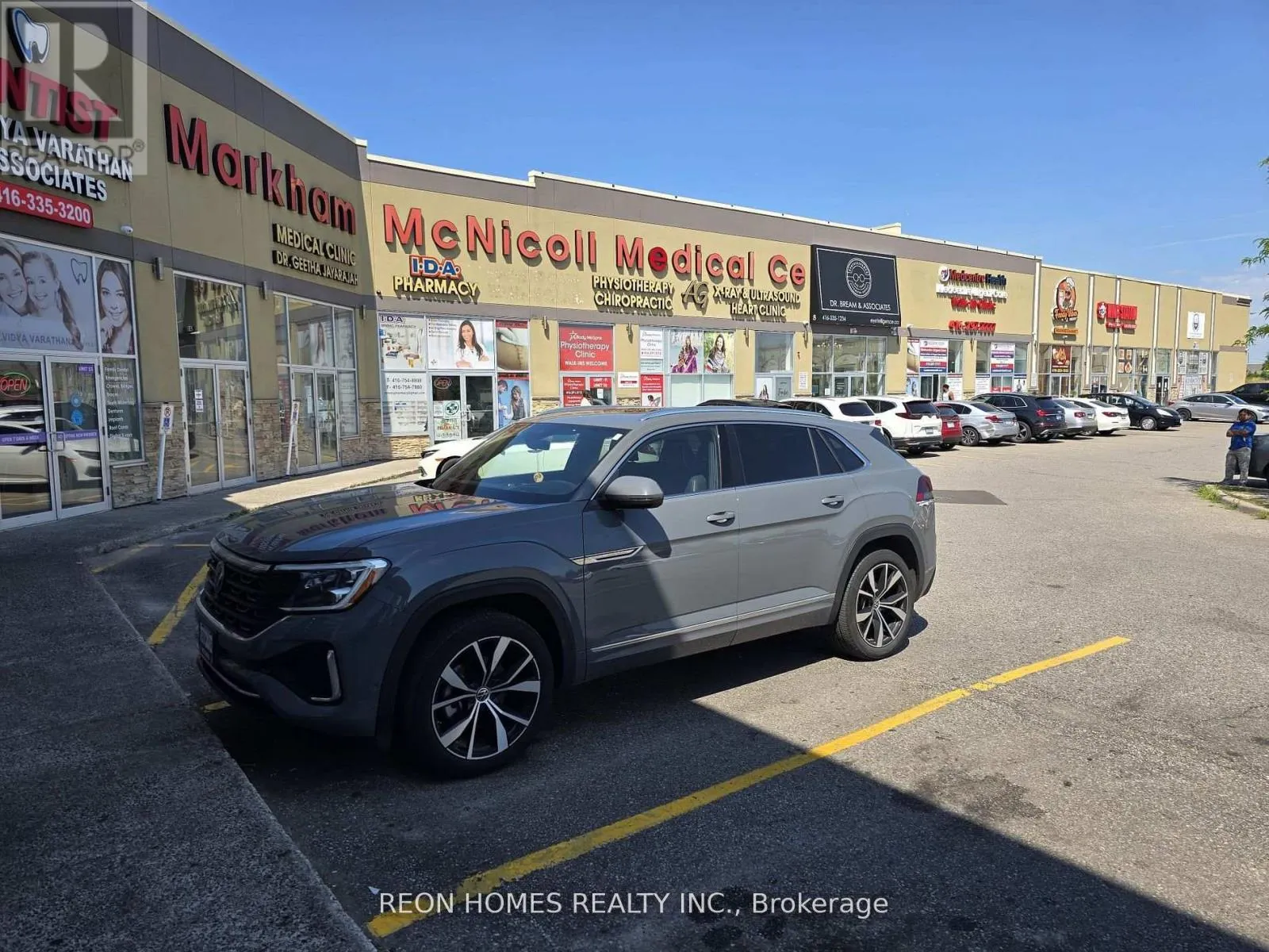 20 - 2901 MARKHAM ROAD