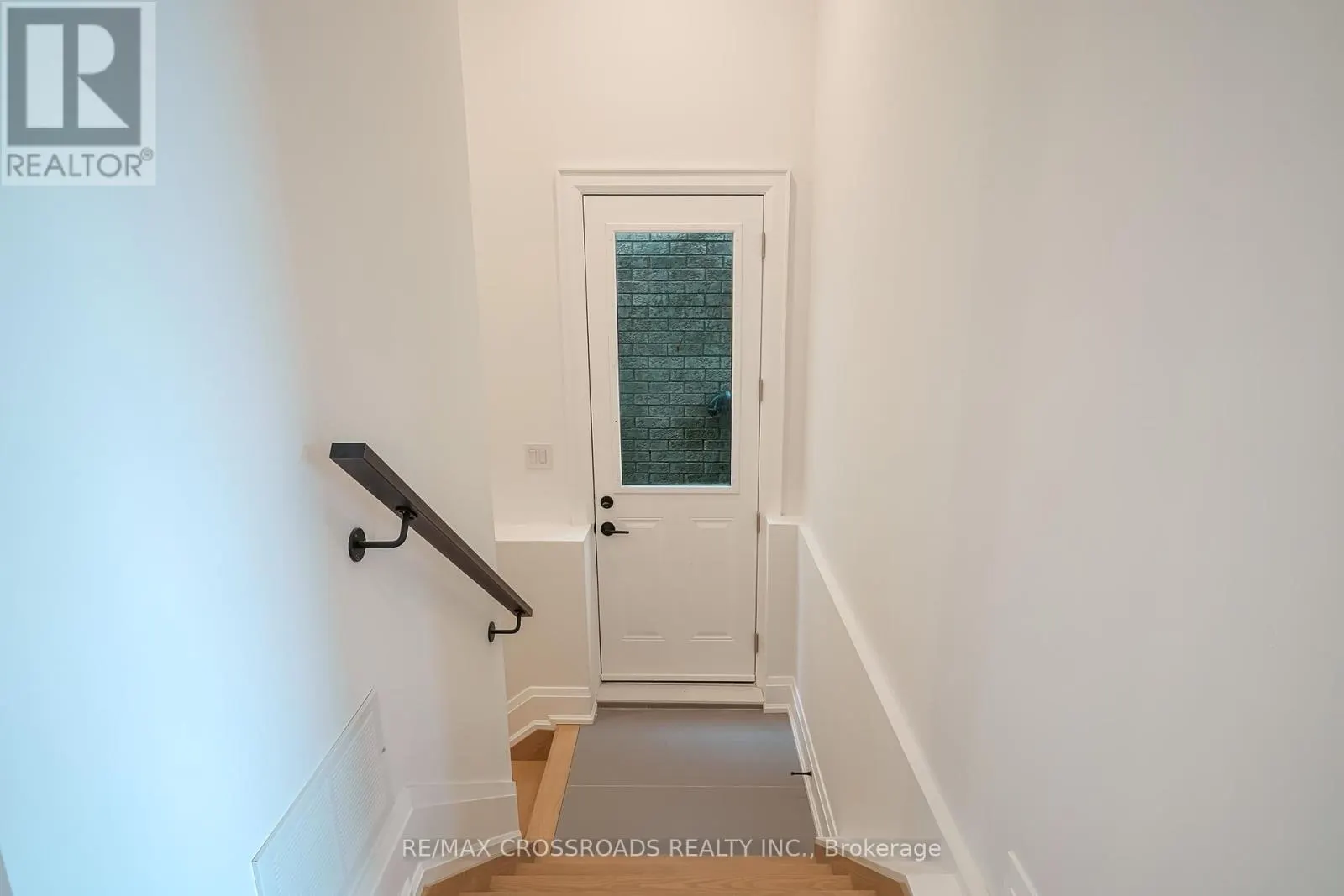 112 BLANTYRE AVENUE