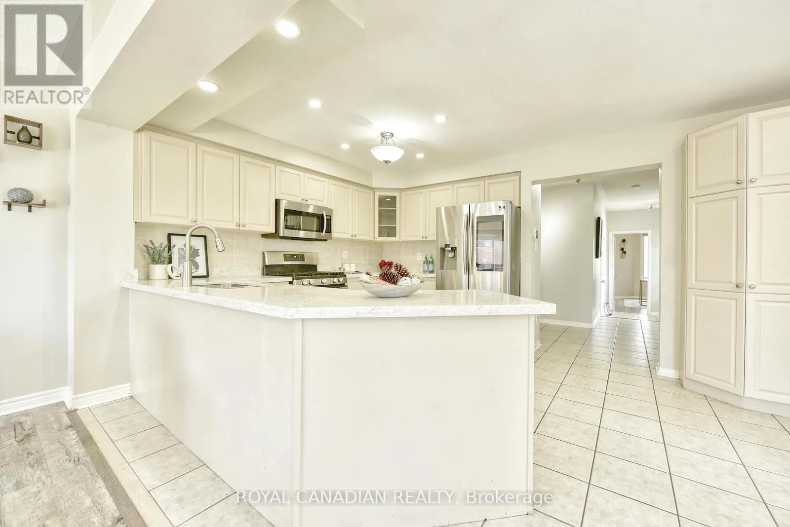 25 BRIND-SHERIDAN COURT
