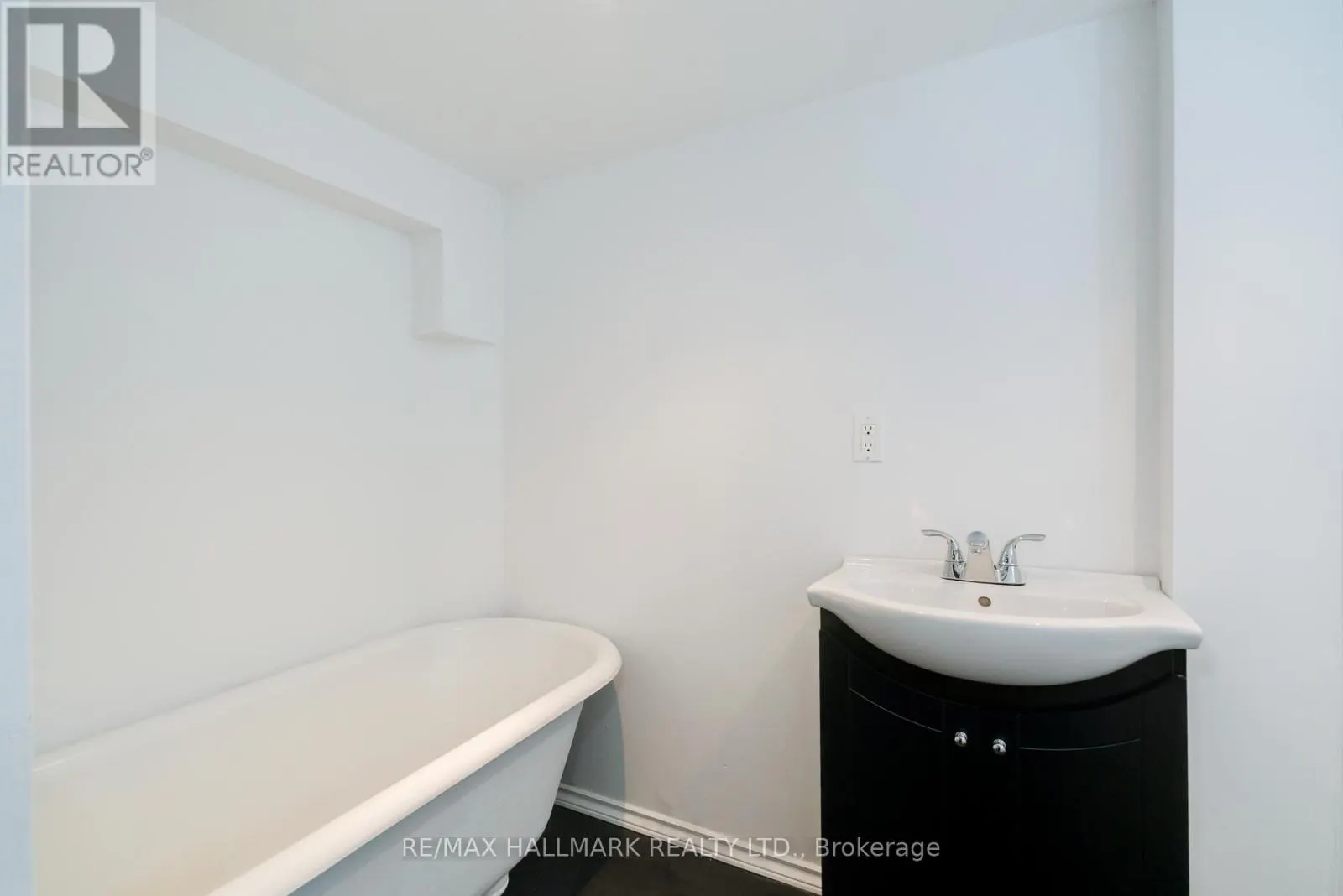 220 BROWNING AVENUE