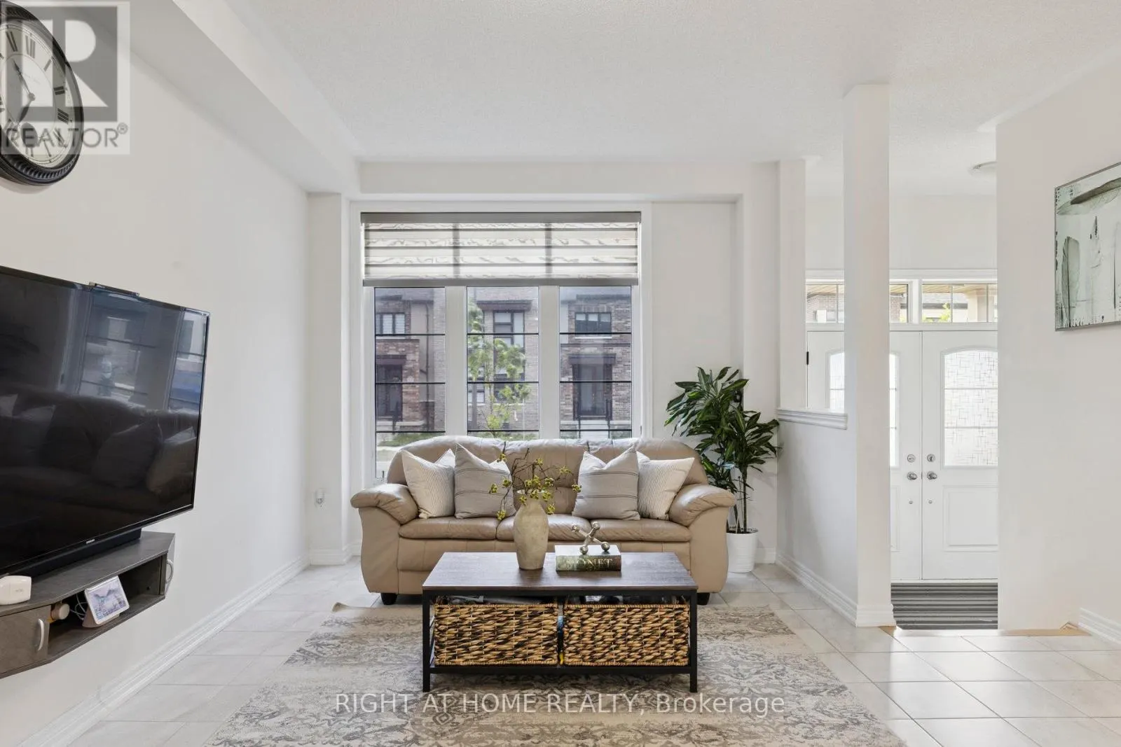 222 CORONATION ROAD