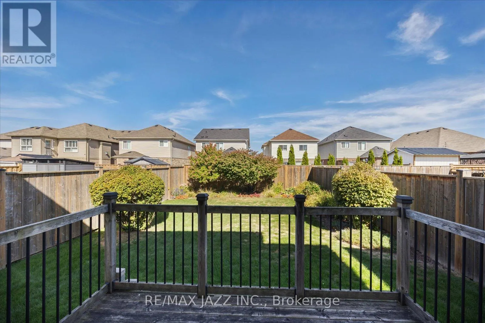 66 DAISEYFIELD AVENUE