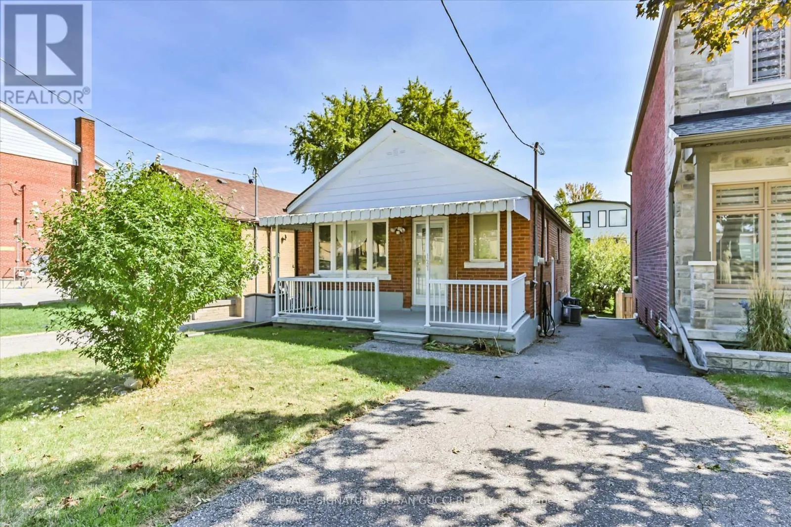 127 FURNIVAL ROAD